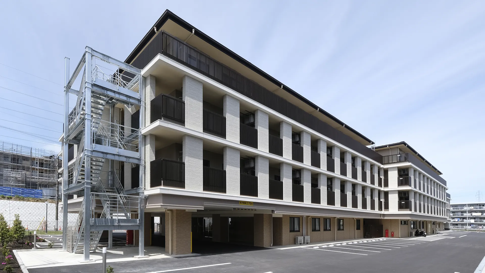 外観東側